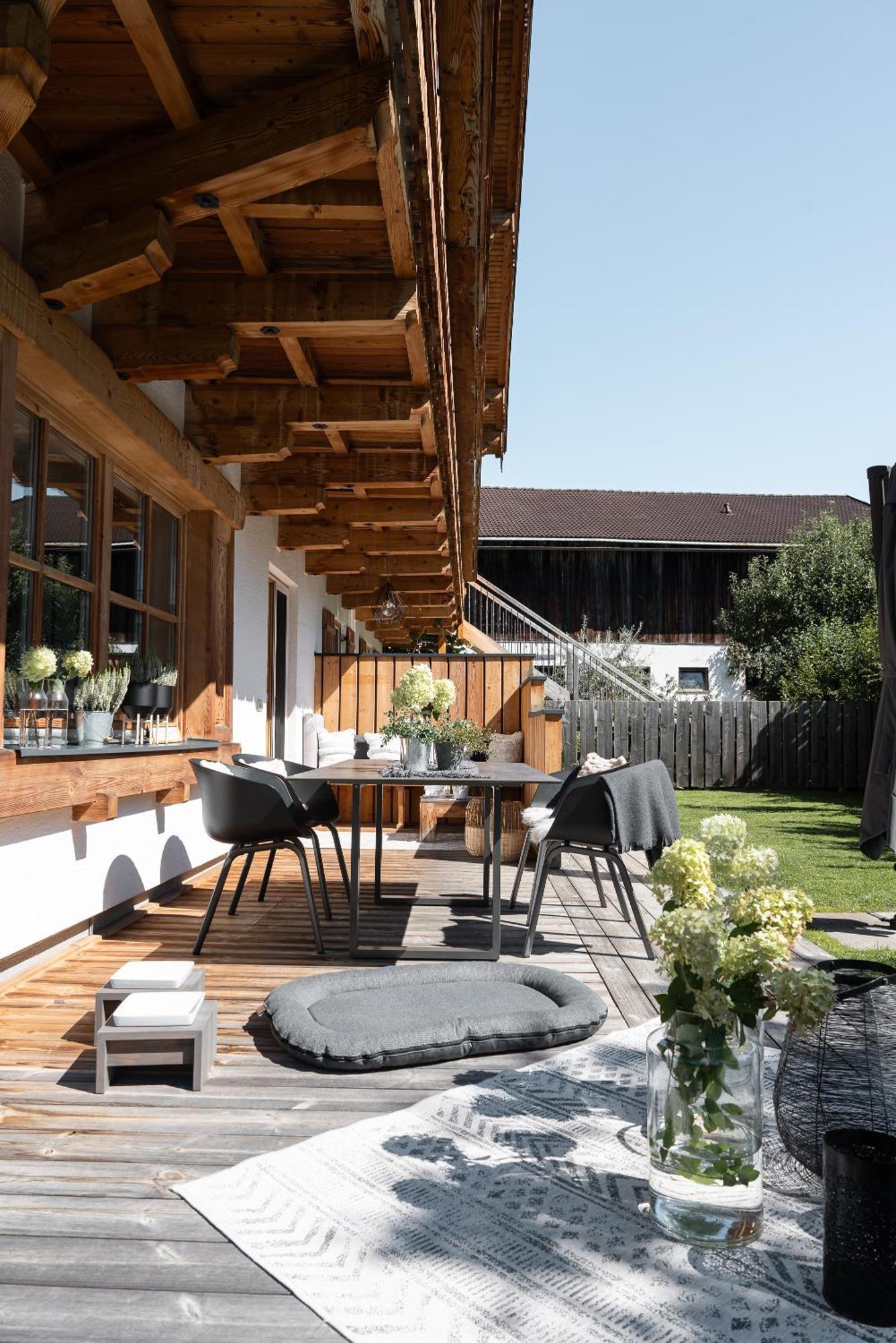 Bewegte Berge Apartments Saalfelden Exterior photo